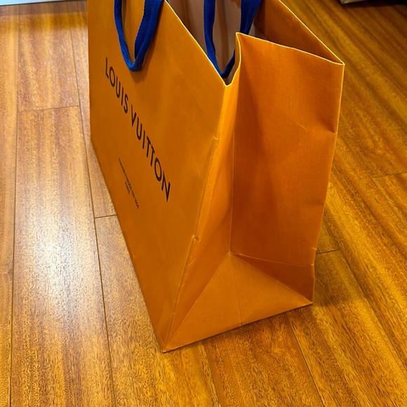 LOUIS VUITTON Original huge paper bag π§‘π - Picture 4 of 5
